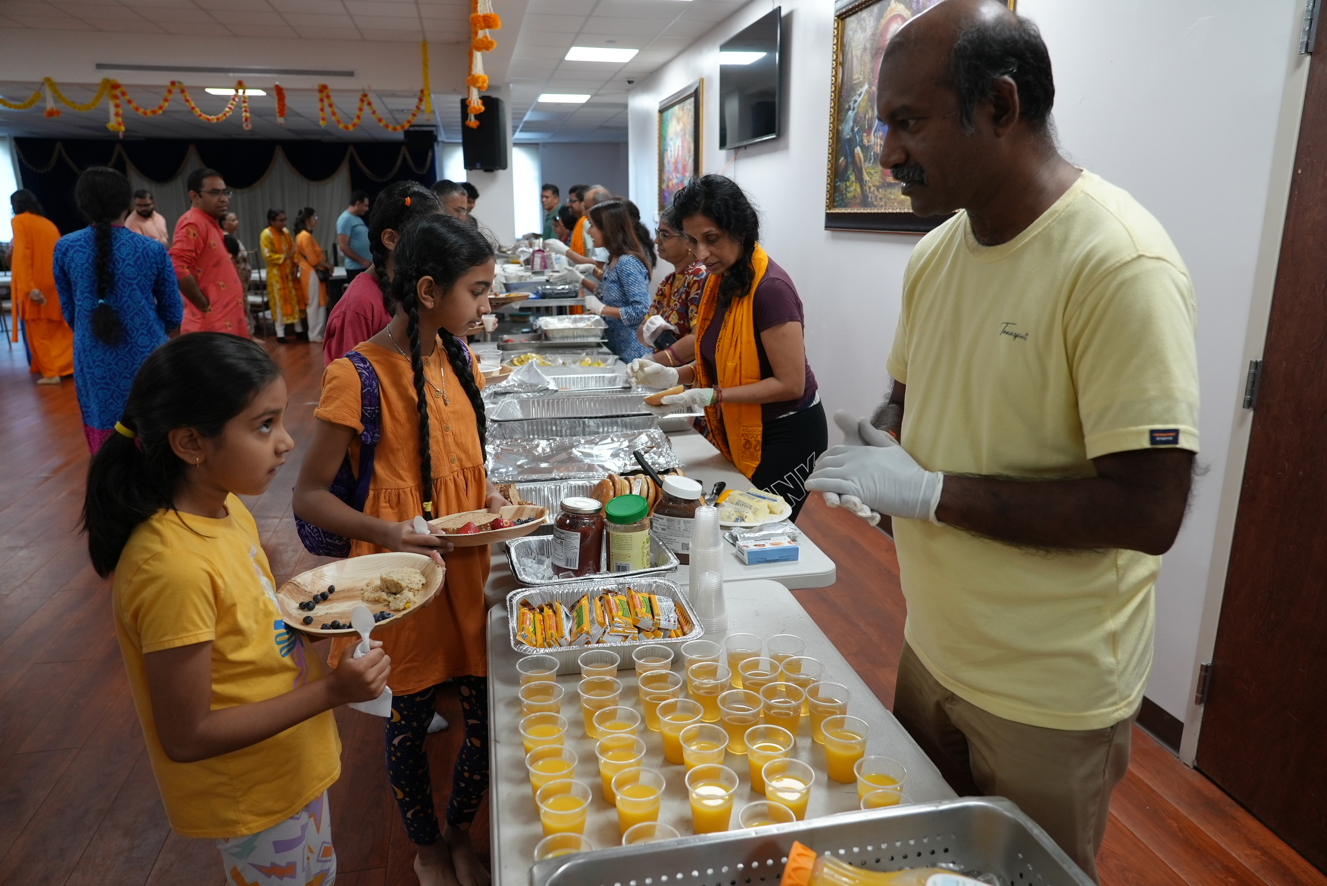 Volunteer Image 4
