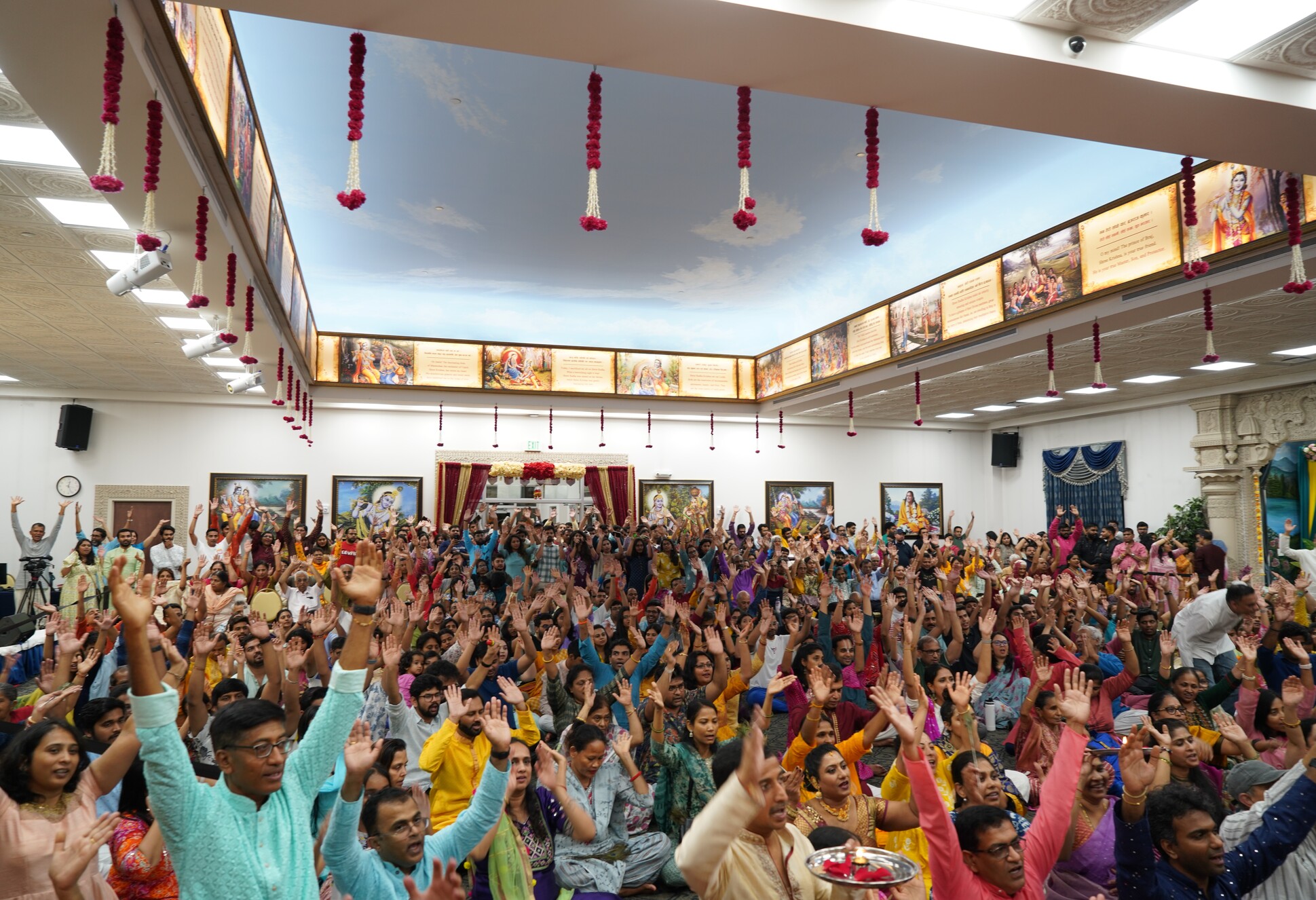 Live Events & Kirtans with Swamiji